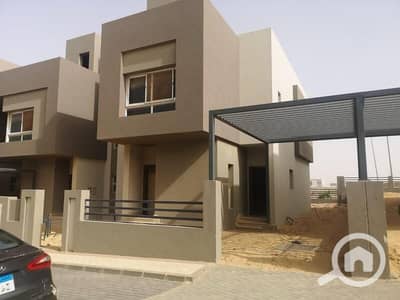 3 Bedroom Townhouse for Sale in Sheikh Zayed, Giza - c3af0415-f451-4ea6-8250-f314bad41d3c. jfif. jpg