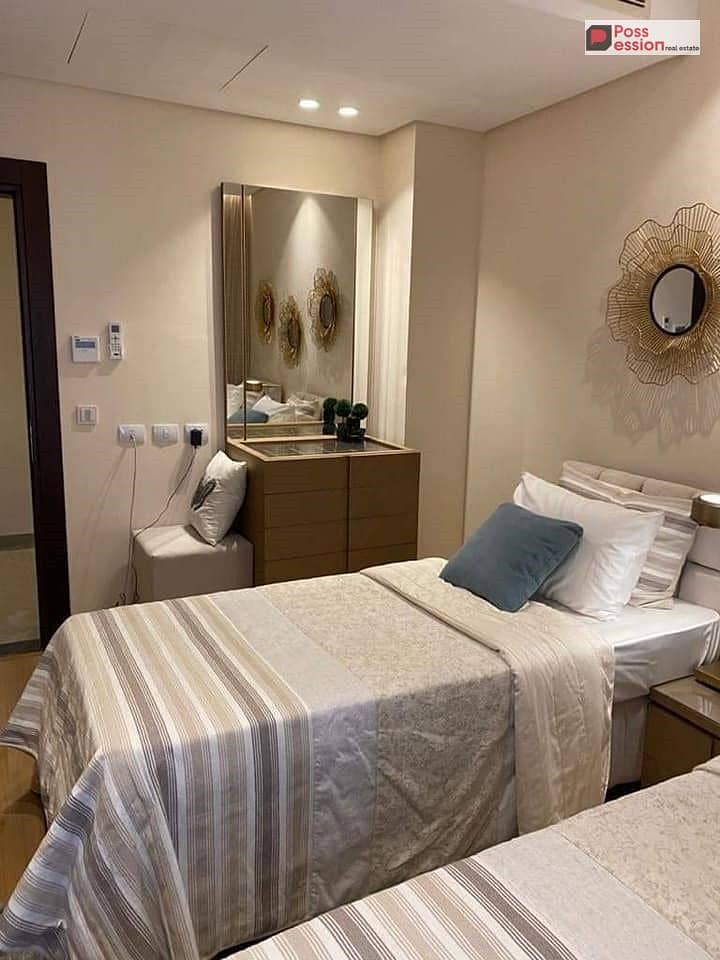 Ground floor apartment with a large garden area, 3 rooms, for sale without down payment and in installments over 12 years in Taj City Compound - Ansicht 5