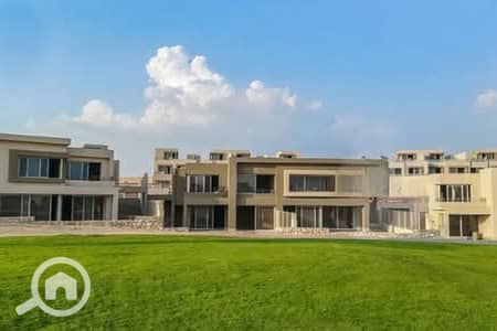 6 Bedroom Twin House for Sale in 6th of October, Giza - FB_IMG_1744108340542_900x600. jpg