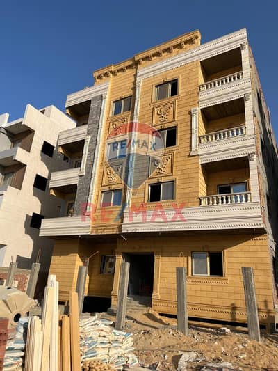 3 Bedroom Flat for Sale in New Cairo, Cairo - 2ddd9370-8f6f-4172-a05a-ef307380270a. jpg
