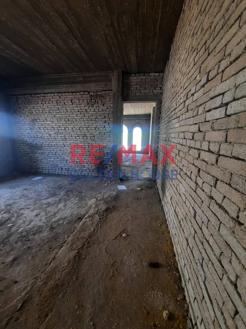 9 9. jpeg