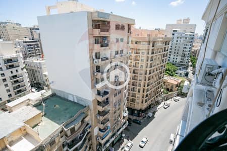 فلیٹ 3 غرف نوم للبيع في سموحة، الإسكندرية - 1. jpg