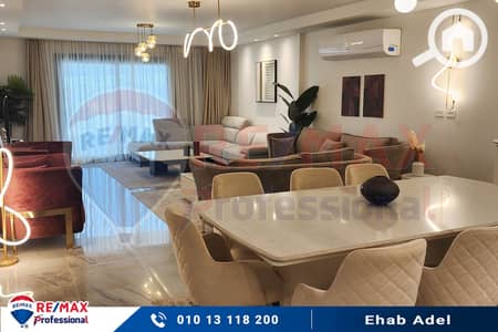 فلیٹ 4 غرف نوم للبيع في سموحة، الإسكندرية - 20230522_114644. jpg