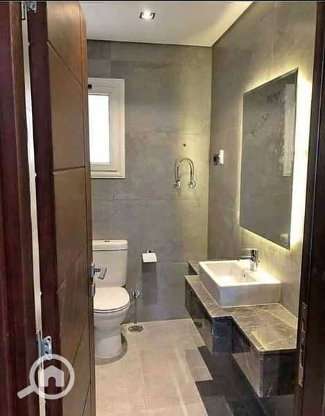 8 Vp23T5kn1pAMdwT9Hxy3gzWkuXaQKsCZiYt1kDx7. jpeg