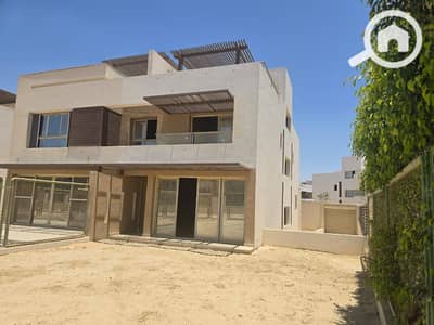 5 Bedroom Twin House for Sale in 6th of October, Giza - WhatsApp Image 2025-06-19 at 14.01. 48_44eb3c1c. jpg