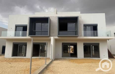 3 Bedroom Twin House for Sale in Sheikh Zayed, Giza - WhatsApp Image 2025-05-12 at 1.27. 09 PM_1400x900. jpg