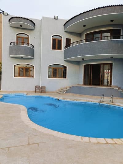 6 Bedroom Villa for Sale in Obour City, Cairo - فيلا في الغرود الشماليه بجمعيه احمد عرابي