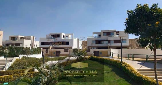 4 Bedroom Twin House for Sale in 6th of October, Giza - IMG_2069 2. jpg