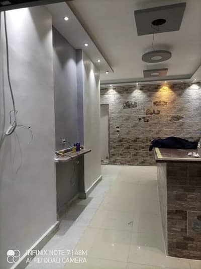 Retail for Sale in Moharam Bik, Alexandria - دكان متشطب سوبر لوكس شارع الحديني