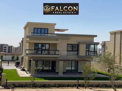 5 Bedroom Villa for Sale in Sheikh Zayed, Giza - 5ca5c57f-47ed-4f38-84a1-d0d7f43f3c9e. jpg