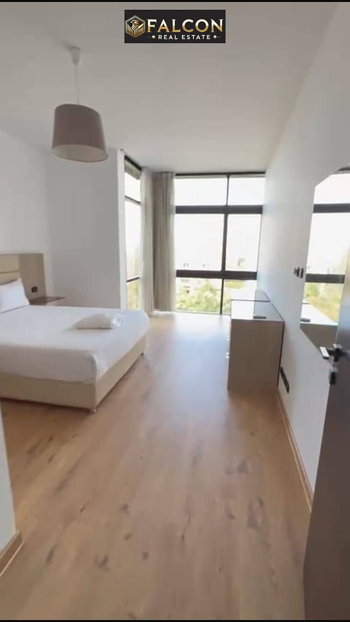 10 4981bac1-c3b7-4bdd-870b-4563470a6f6f. jpeg