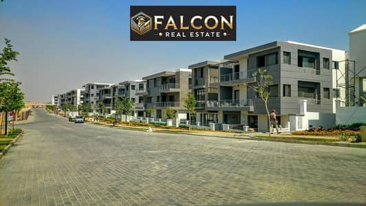3 Bedroom Flat for Sale in New Cairo, Cairo - Villas-for-Sale-in-Taj-City. jpg