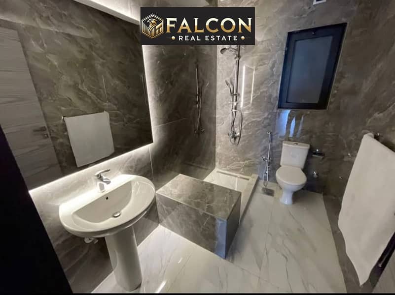 11 photo_5784873854957634628_y. jpg