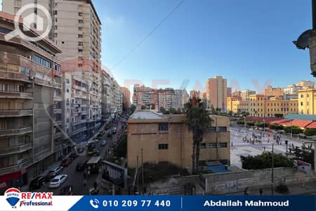 شقة 3 غرف نوم للبيع في لوران، الإسكندرية - 1. jpg