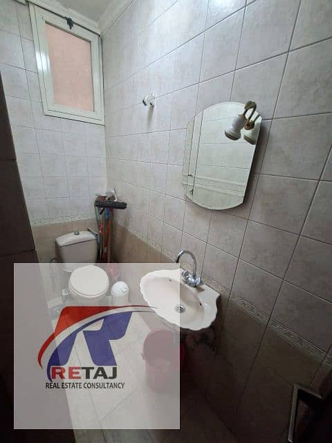 10 6cba66ba-60b3-43e4-b429-7dce9973aa5b. jfif. jpg