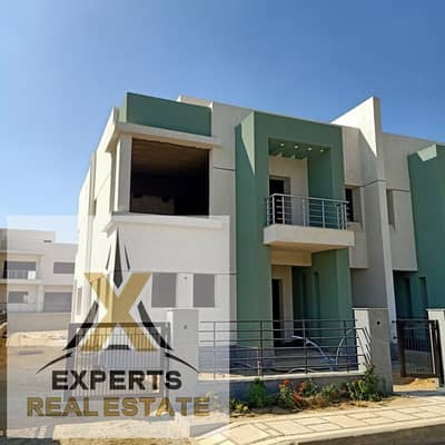 4 Bedroom Villa for Sale in Madinaty, Cairo - 8ba68ebb-89aa-4b3b-bd17-749b339da40d. jpg
