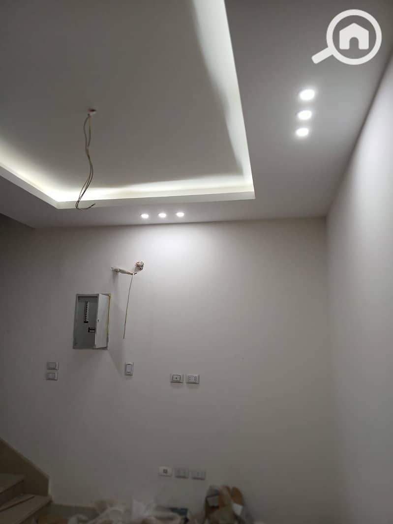 12 صورة واتساب بتاريخ 1446-11-24 في 12.28. 54_e23b72a8. jpg