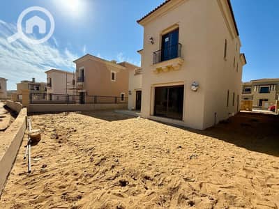 4 Bedroom Villa for Sale in New Cairo, Cairo - IMG-20250407-WA0010. jpg