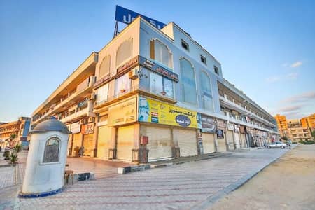 Retail for Sale in 6th of October, Giza - فرررررصة لن تتكرر محل ببلاش