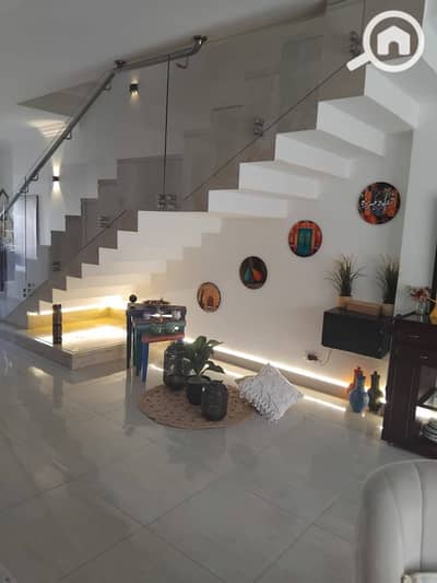 4 Bedroom Villa for Sale in New Heliopolis, Cairo - 513917254_1281166216708568_4016884743155346565_n. jpg