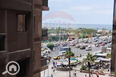 فلیٹ 3 غرف نوم للبيع في سان ستيفانو، الإسكندرية - 1. jpg