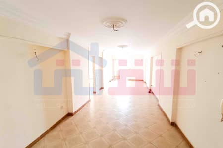 3 Bedroom Flat for Sale in Smoha, Alexandria - WhatsApp Image 2025-07-12 at 2.43. 36 PM (1). jpg