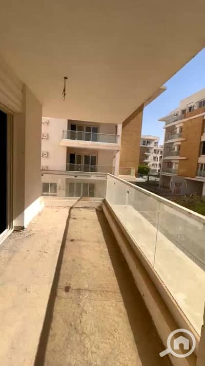 3 Bedroom Apartment for Sale in 6th of October, Giza - 40d3584d869f4079aeffa0e08226b72f. jpg