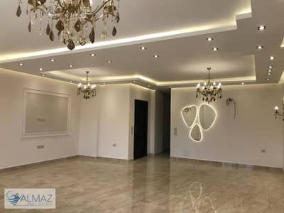 فلیٹ 4 غرف نوم للايجار في القاهرة الجديدة، القاهرة - IMG-20250720-WA0011. jpg