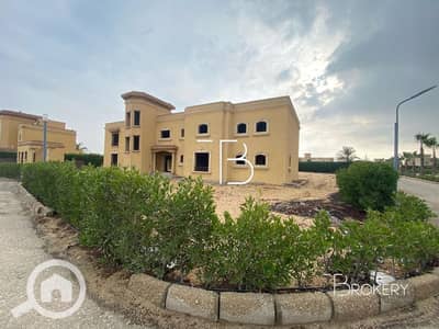 5 Bedroom Villa for Sale in 6th of October, Giza - 15. jpg
