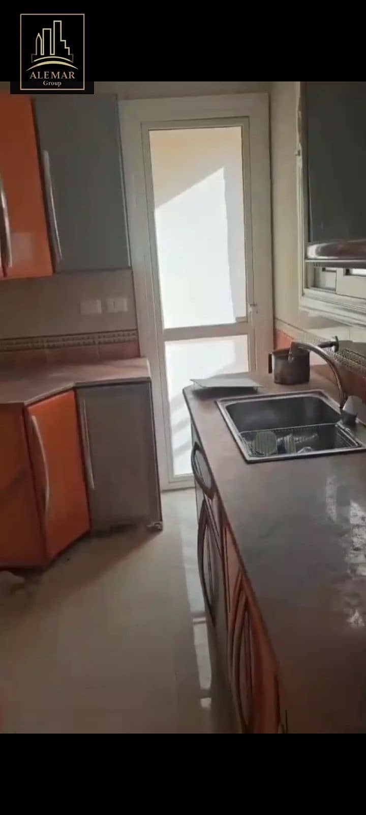 5 1000451971. png