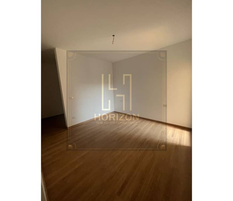 7 Compound Fifth Square Al Marasem كمبوند فيفث سكوير المراسم. jpg