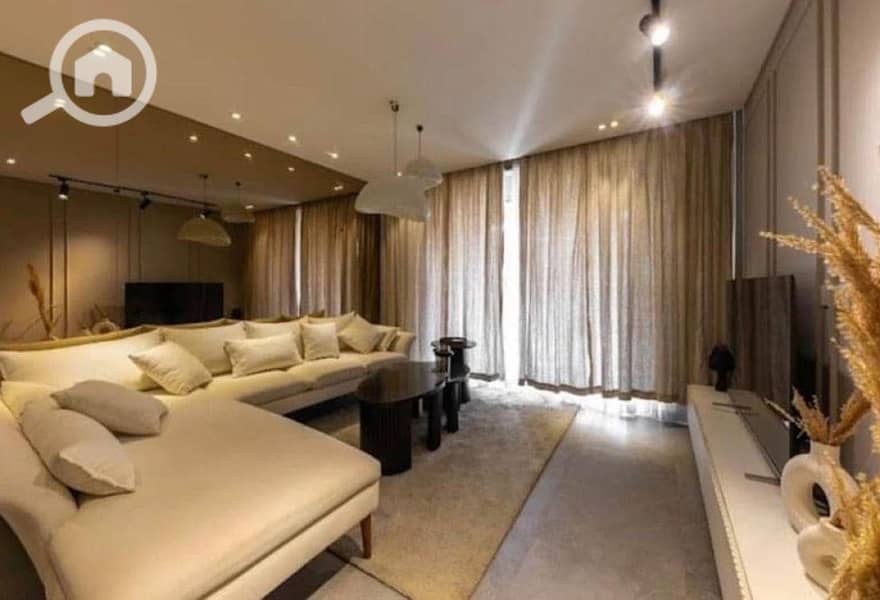 9 aed7c3ff-4df2-4566-8ab2-6e03d81e5ef0. jpg