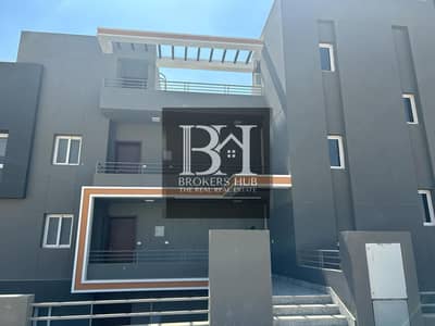 3 Bedroom Flat for Sale in 6th of October, Giza - IMG-20250508-WA0147. jpg