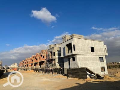 4 Bedroom Townhouse for Sale in 6th of October, Giza - WhatsApp Image 2025-07-10 at 3.27. 29 PM (1). jpeg