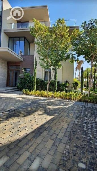 4 Bedroom Villa for Sale in Sheikh Zayed, Giza - 456989845_485790514230906_2597971987851860907_n. jpg