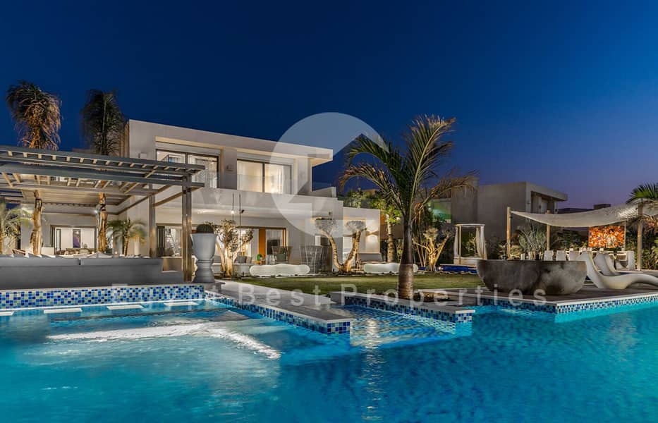 5 Chalet for sale in hacienda white. jpg
