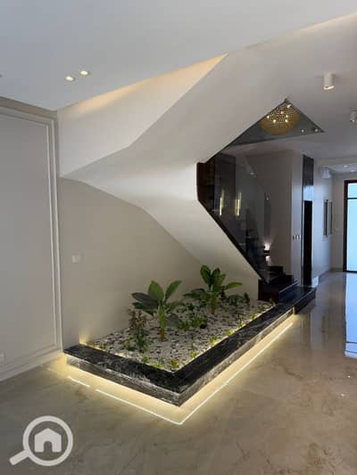 تاون هاوس 3 غرف نوم للايجار في الشيخ زايد، الجيزة - IMG-20250721-WA0185. jpg