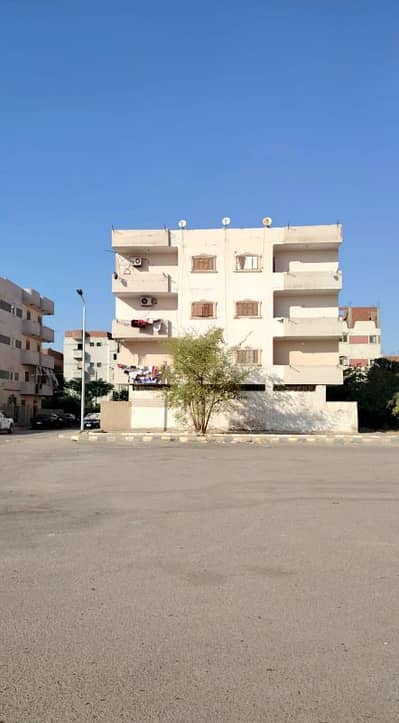 Residential Land for Sale in 10th of Ramadan, Sharqia - بيت للبيع في العاشر من رمضان ، مجاوره ٣٣