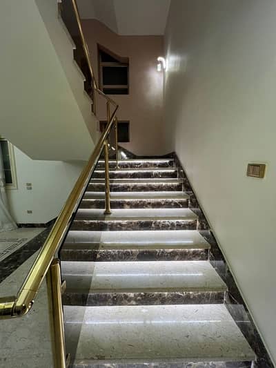 7 Bedroom Villa for Sale in Sheikh Zayed, Giza - ڤيلا في قلب الشيخ زايد