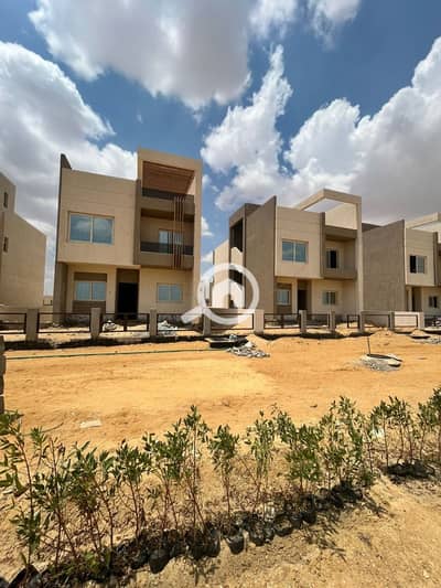 4 Bedroom Twin House for Sale in Sheikh Zayed, Giza - IMG-20250722-WA0200. jpg