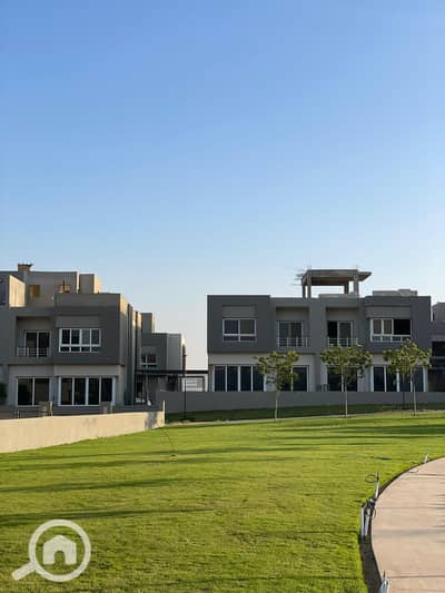 5 Bedroom Villa for Sale in Sheikh Zayed, Giza - 8642fd92-9688-4848-8299-ad8dbd485e48. jpeg