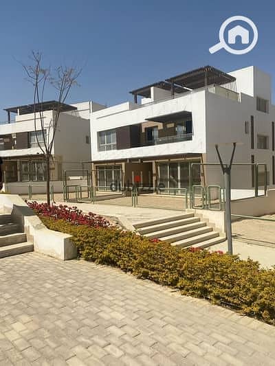 4 Bedroom Twin House for Sale in 6th of October, Giza - 140080255-400x300. jpeg