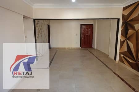 شقة 4 غرف نوم للايجار في مدينة نصر، القاهرة - f2b15423-4a3f-4b04-b85a-51b646cab6c7. jpg