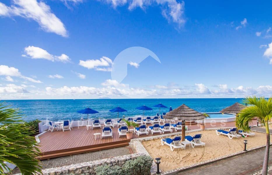 9 swimming-pools-in-La-Vista-resort. jpg