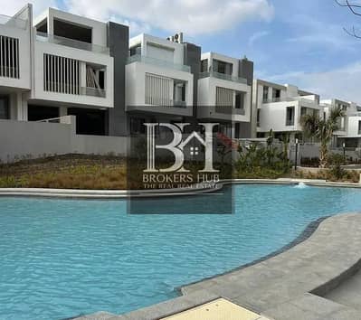 تاون هاوس 3 غرف نوم للبيع في 6 أكتوبر، الجيزة - 3beb15b610ee4e9b8f0862e5f51c0e81. jpg