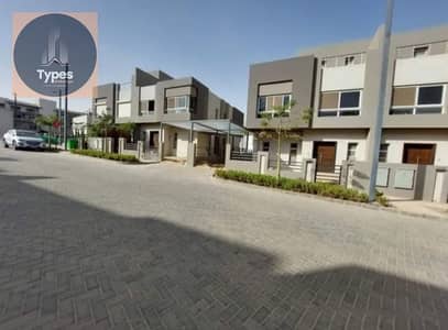 تاون هاوس 4 غرف نوم للبيع في الشيخ زايد، الجيزة - IMG-20250722-WA0175. jpg