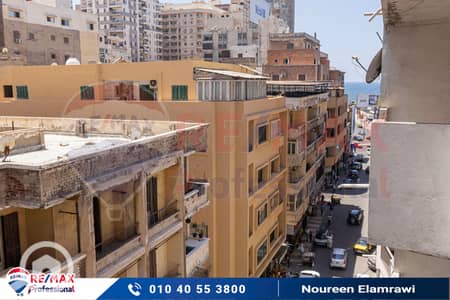 فلیٹ 4 غرف نوم للبيع في جليم، الإسكندرية - 1. jpg