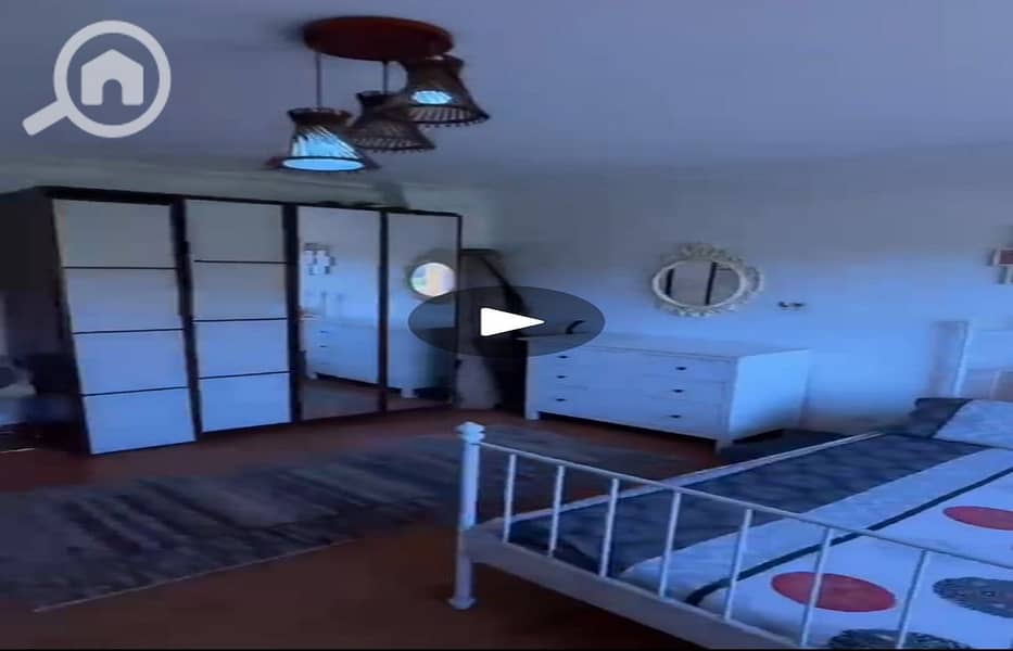 21 eff32bed-0c21-449c-b7cf-4b81c1fe6b42. jpg
