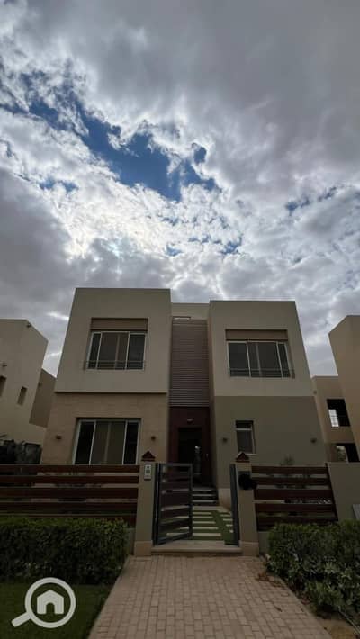 فیلا 5 غرف نوم للبيع في 6 أكتوبر، الجيزة - IMG-20250715-WA0159. jpg