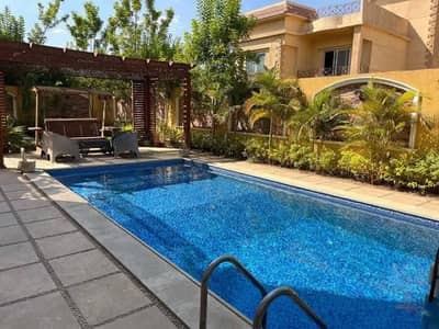 4 Bedroom Villa for Sale in 6th of October, Giza - فيلا للبيع كمبوند جولف السليمانية بجوار مطار سفنكس